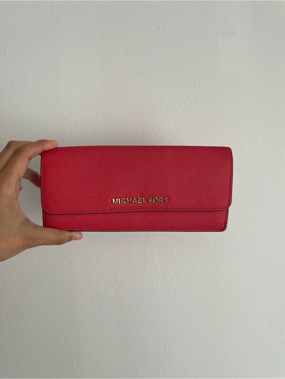 Michael Kors Jet Set Travel Saffiano Leather Continental Wallet – Bright Red
